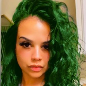 Meet your Posher, Lillian